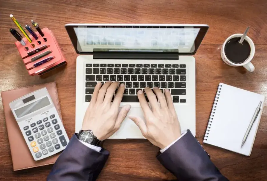 Avantages et limites des outils de facturation en ligne gratuits